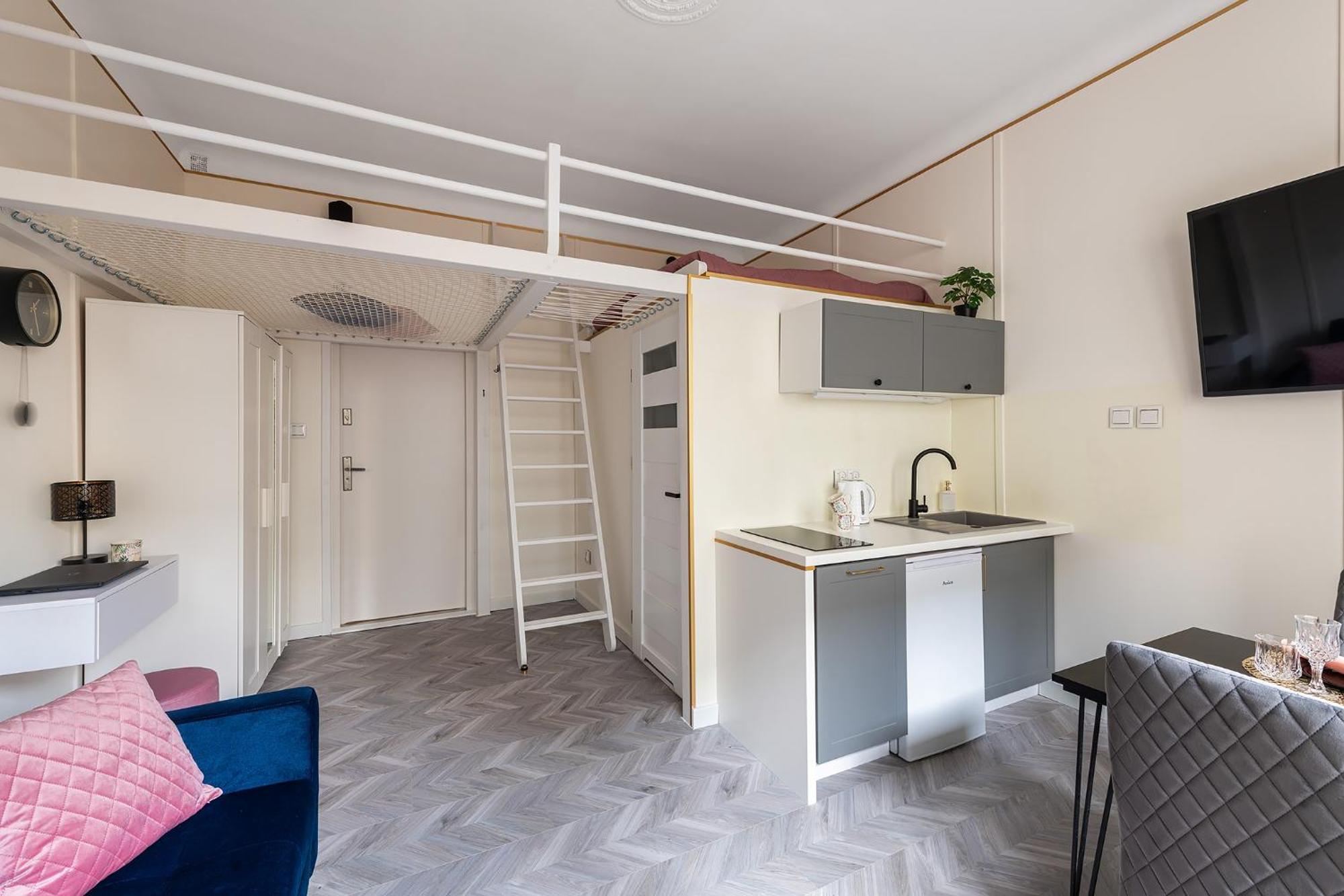 Luxury In The Center Apartment *