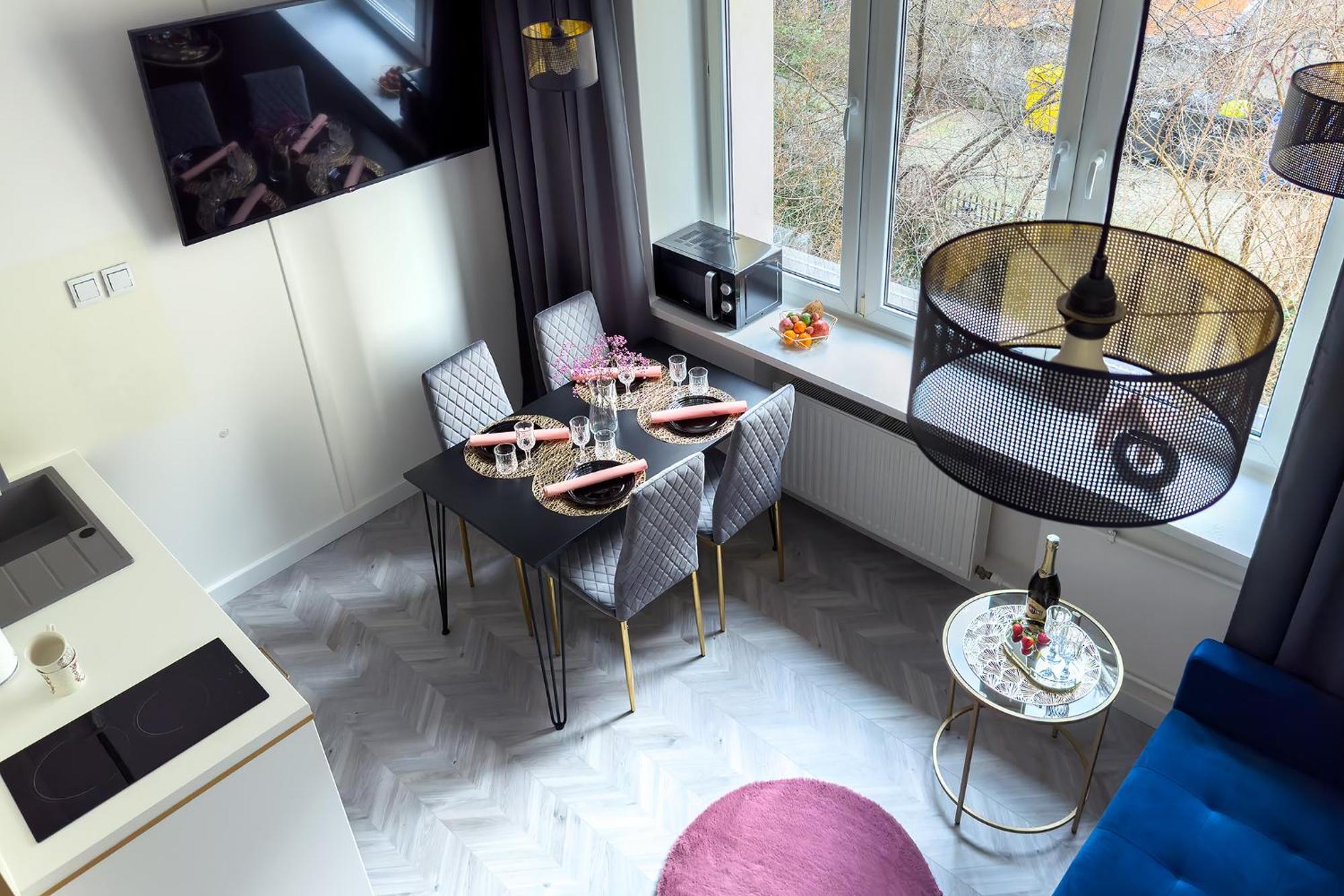 Luxury In The Center Apartment Warsaw